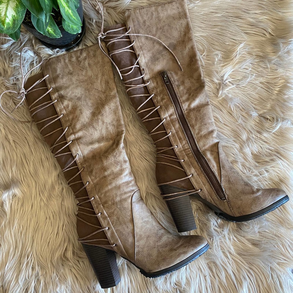Vibram Brown Lace-Up Boots